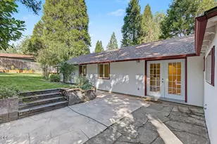 555 Beach St, Ashland, OR 97520 - Photo 49