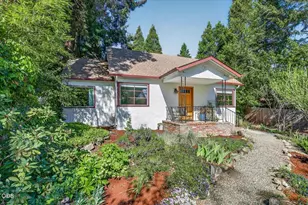 555 Beach St, Ashland, OR 97520 - Photo 3