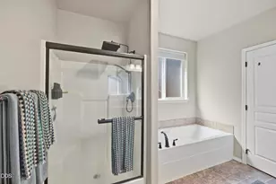 1624 W Williamson Ave, Sisters, OR 97759 - Photo 17