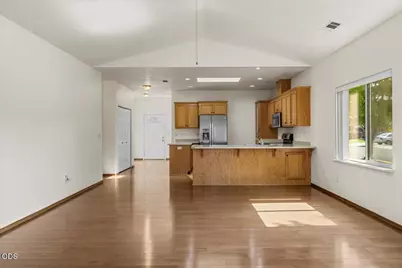 1633 SW Claudia Way, Grants Pass, OR 97527 - Photo 5