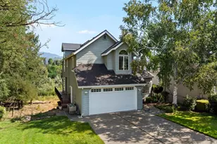 900 SE Mystic Dr, Grants Pass, OR 97527 - Photo 49