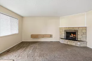 914 SW 15th St, Redmond, OR 97756 - Photo 7