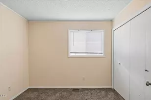 914 SW 15th St, Redmond, OR 97756 - Photo 19