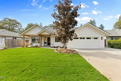 335 Yew Wood Drive, Shady Cove, OR 97539 - Photo 1