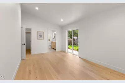 335 Yew Wood Drive, Shady Cove, OR 97539 - Photo 13