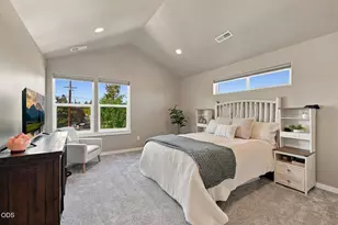 62046 Dean Swift Rd, Bend, OR 97701 - Photo 17