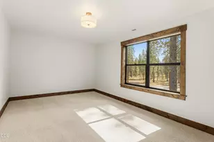 56484 Elk Run Dr, Bend, OR 97707 - Photo 19