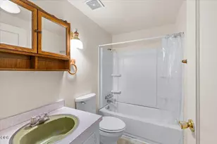 111 Elm St, Medford, OR 97501 - Photo 15