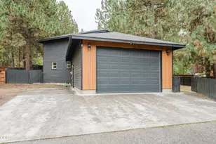19263 Indian Summer Rd, Bend, OR 97702 - Photo 25