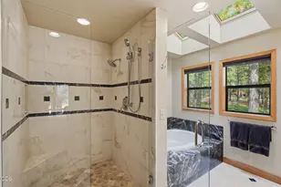 70186 Viburnum Way, Black Butte Ranch, OR 97759 - Photo 19