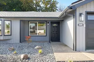 338 Joseph St, Central Point, OR 97502 - Photo 25