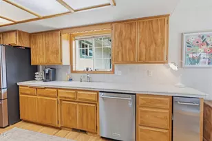 2673 Brookside Dr, Medford, OR 97504 - Photo 7