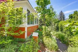 164 5th St, Ashland, OR 97520 - Photo 97