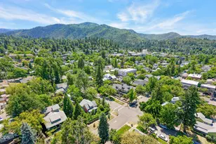 164 5th St, Ashland, OR 97520 - Photo 107