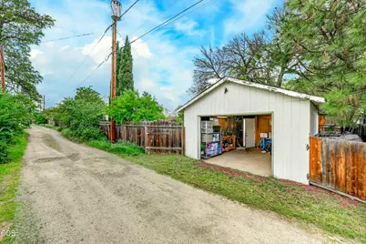 1117 W 9th Street, Medford, OR 97501 - Photo 23