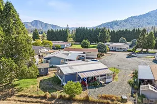 8969 E Evans Creek Rd, Rogue River, OR 97537 - Photo 33