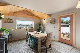 233 Center Ridge Dr, Culver, OR 97734 - Photo 17