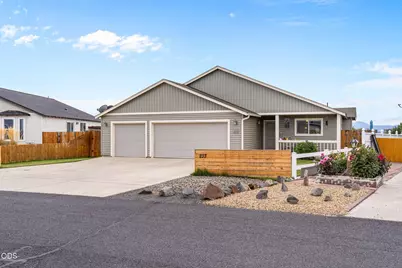 233 Center Ridge Drive, Culver, OR 97734 - Photo 1