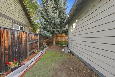 2690 Takelma Way, Ashland, OR 97520 - Photo 23