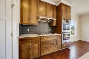 4342 Vista Pointe Dr, Medford, OR 97504 - Photo 11
