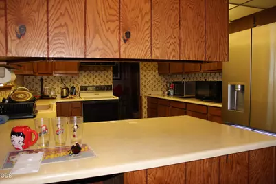 333 Greens Creek Road, Grants Pass, OR 97527 - Photo 11