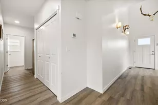 16487 Bassett Rd, La Pine, OR 97739 - Photo 11