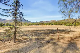 8744 Hwy 238, Jacksonville, OR 97530 - Photo 37