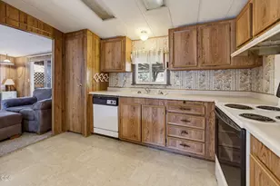 8744 Hwy 238, Jacksonville, OR 97530 - Photo 15