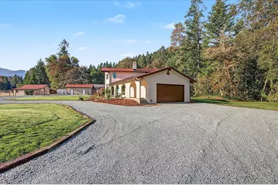4881 Fish Hatchery Road, Grants Pass, OR 97527 - Photo 41