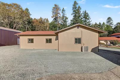 4881 Fish Hatchery Road, Grants Pass, OR 97527 - Photo 71