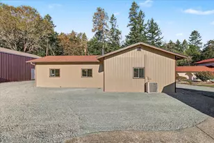 4881 Fish Hatchery Rd, Grants Pass, OR 97527 - Photo 71