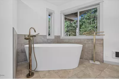 4881 Fish Hatchery Road, Grants Pass, OR 97527 - Photo 13