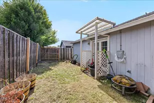 1233 Pheasant Wy, Central Point, OR 97502 - Photo 21