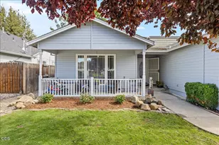 1233 Pheasant Wy, Central Point, OR 97502 - Photo 3