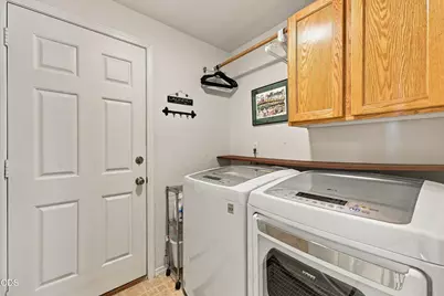 61390 Rock Bluff Lane, Bend, OR 97702 - Photo 25