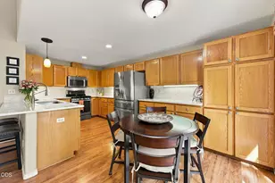 61390 Rock Bluff Ln, Bend, OR 97702 - Photo 11