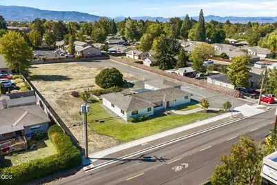1225 Corona Avenue, Medford, OR 97504 - Photo 43