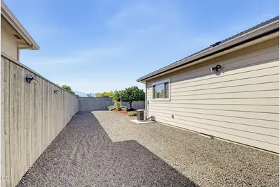 3726 Arizona Drive, Medford, OR 97504 - Photo 57