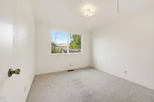 725 N Laurel St, Ashland, OR 97520 - Photo 29