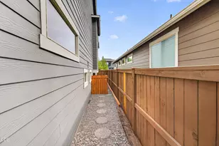 61117 Manhae Loop, Bend, OR 97702 - Photo 49