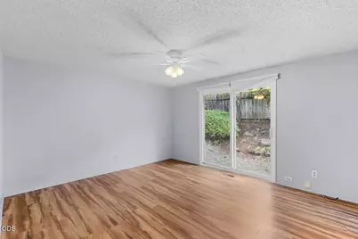 945 NE Beacon Drive, Grants Pass, OR 97526 - Photo 29