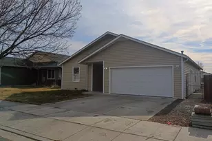 5594 Kellal Ln, Klamath Falls, OR 97603 - Photo 3