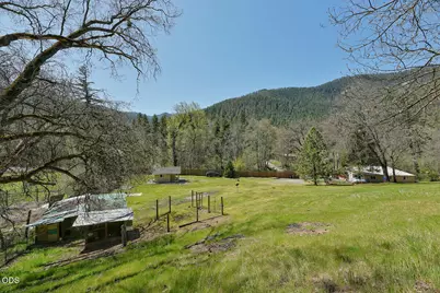 3919 Little Applegate Road, Jacksonville, OR 97530 - Photo 23