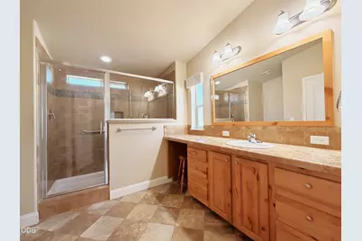 204 Kingsley Drive, Grants Pass, OR 97526 - Photo 13