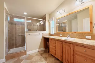 204 Kingsley Dr, Grants Pass, OR 97526 - Photo 13