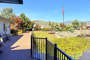204 Kingsley Dr, Grants Pass, OR 97526 - Photo 27