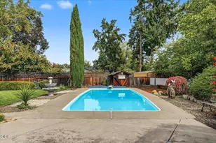 611 Edwina Ave, Central Point, OR 97502 - Photo 35