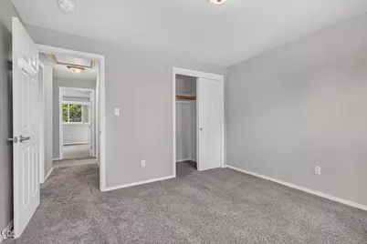 611 Edwina Avenue, Central Point, OR 97502 - Photo 33