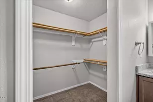 611 Edwina Ave, Central Point, OR 97502 - Photo 25