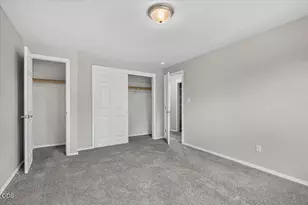 611 Edwina Ave, Central Point, OR 97502 - Photo 29